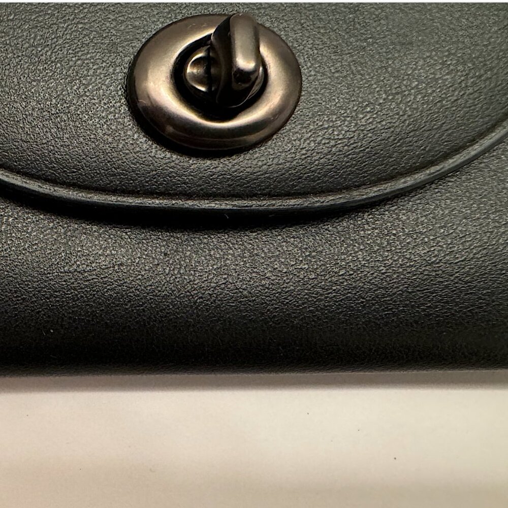 Coach black leather card case brand new never used size 4 x 2 1/2 - Picture 6 of 9